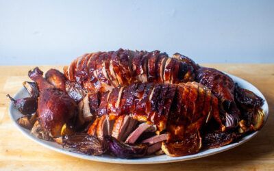 pavo en salmuera seca con cebolla asada