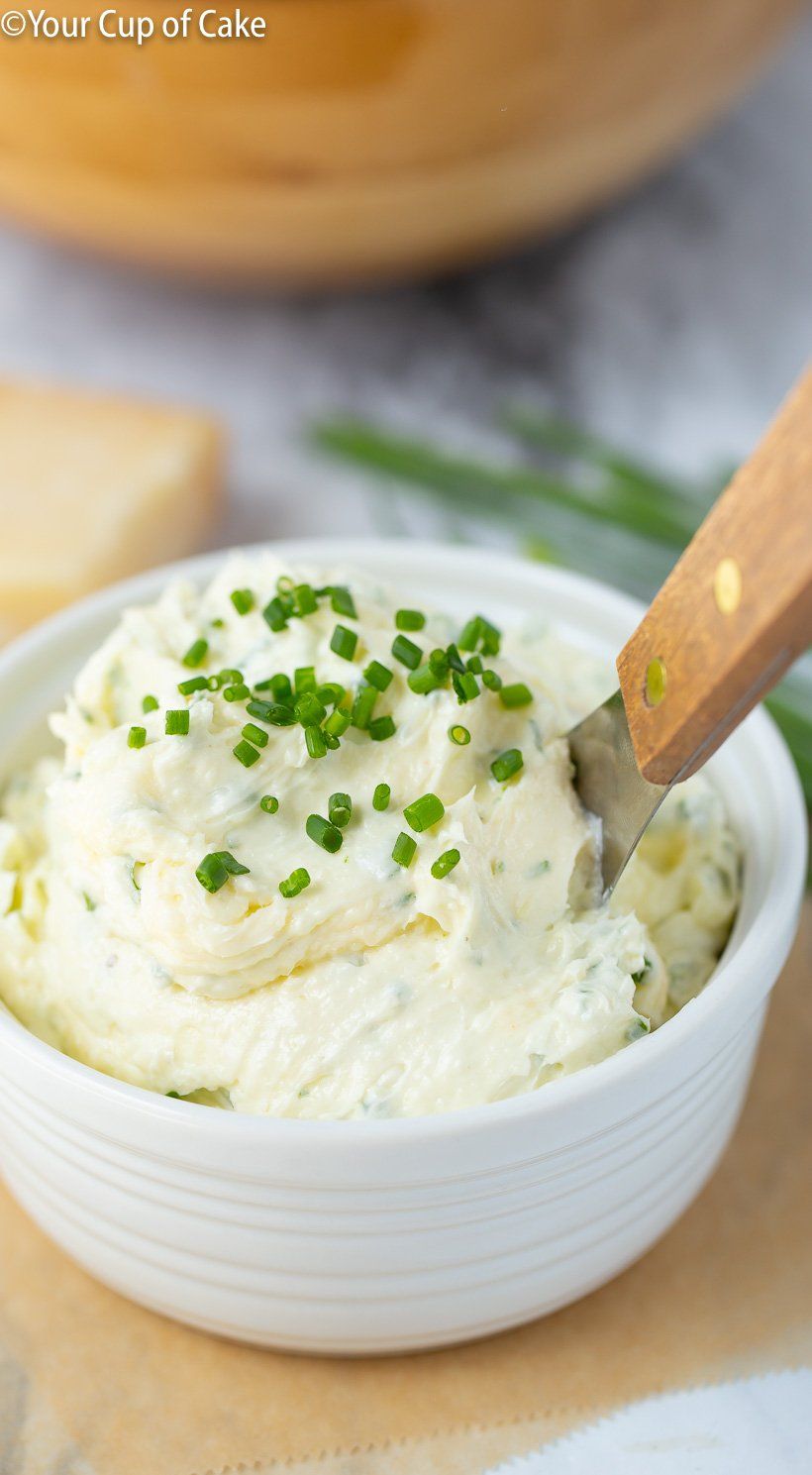 La MEJOR mantequilla de cebolleta parmesana