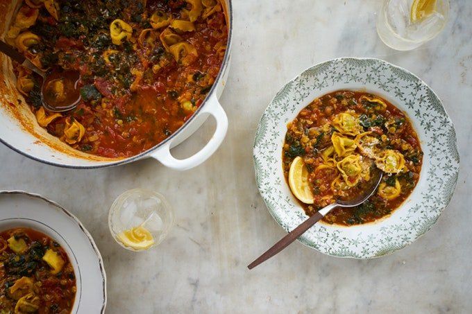 Receta de sopa de tortellini con tomate al curry