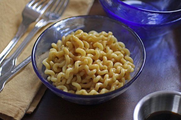 Fideos de mantequilla de maní para niños