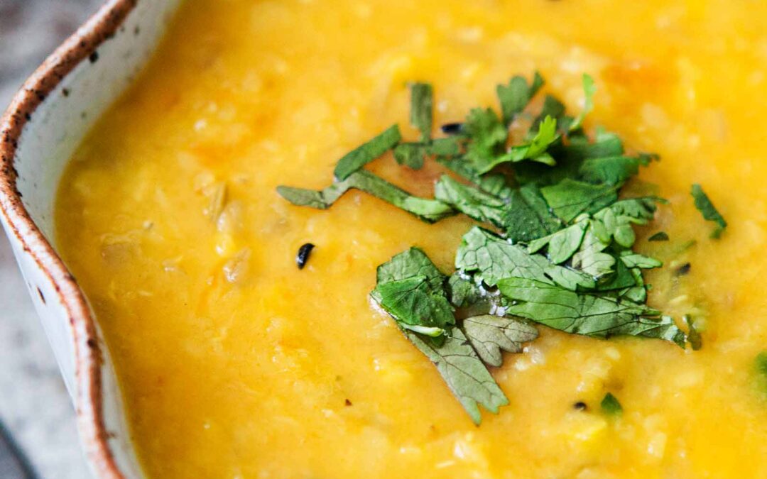 Lenteja Roja Dal Receta | SimplyRecipes.com