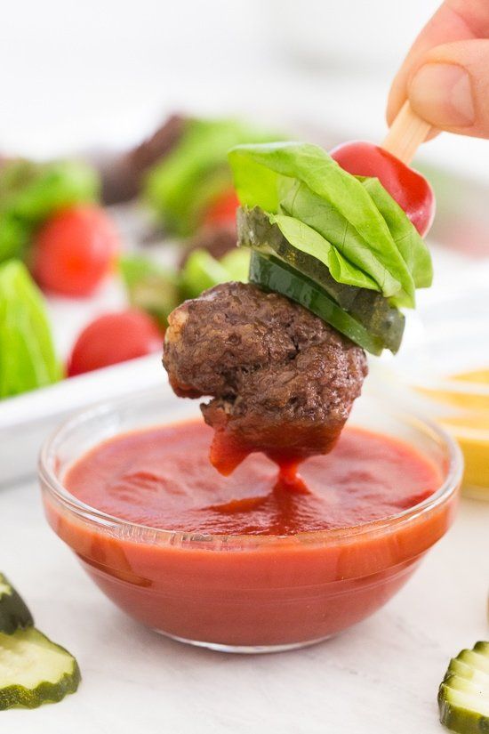 Mordeduras de hamburguesa de tocino y aire freidora (bajas en carbohidratos)