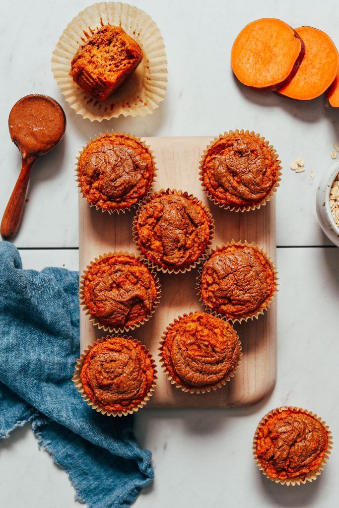 Muffins de papa dulce y mantequilla de almendras esponjosas (GF)