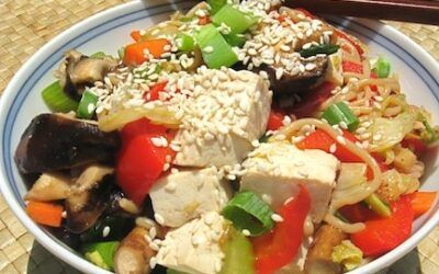 Japchae coreano (fideos shirataki con vegetales)