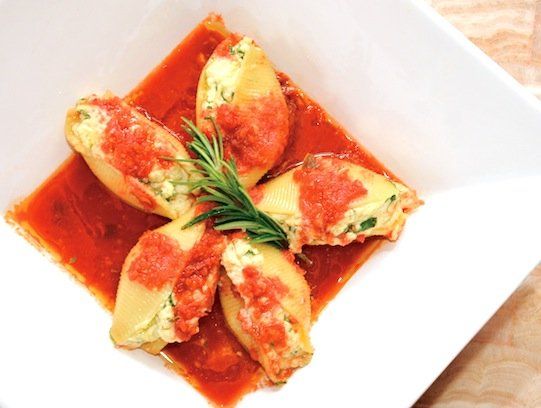 Conchas Veganas Rellenas con Almendra «Ricotta»