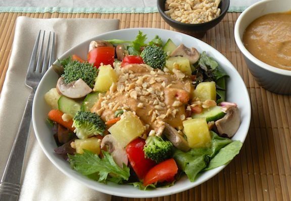 Ensalada mezclada con sabor tailandés