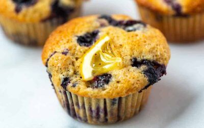 Muffins de limón y arándanos rápidos y fáciles