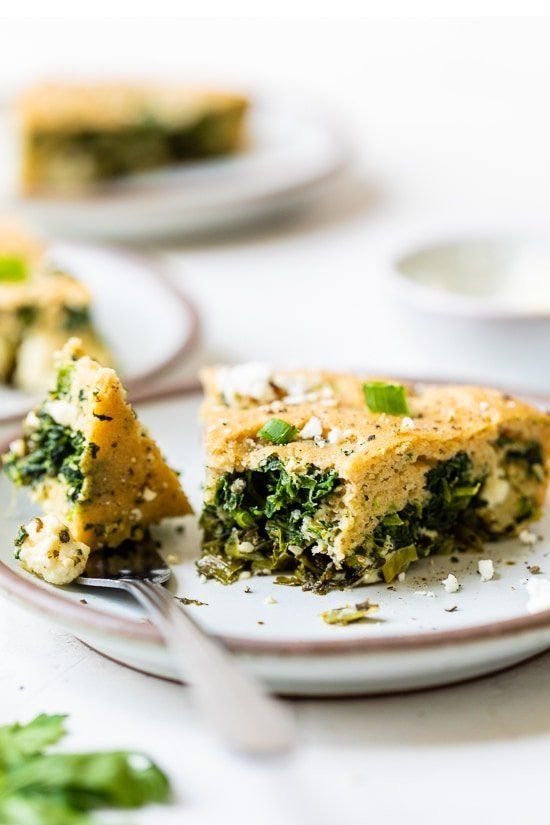 Pastel de espinacas y queso feta sin corteza fácil