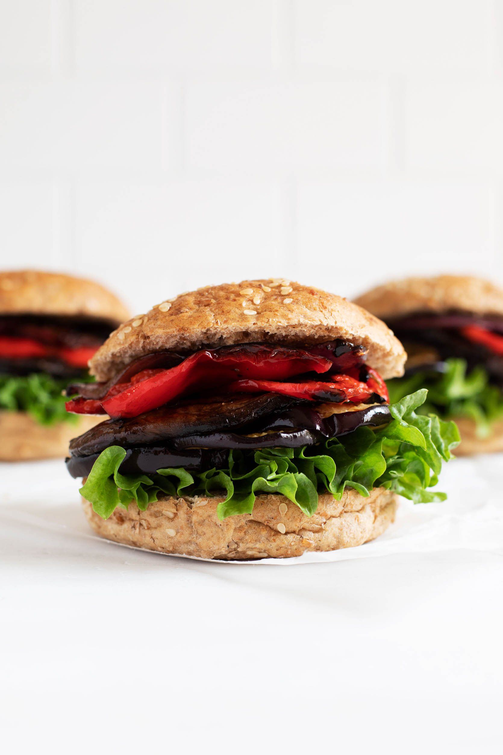 Hamburguesas Balsámicas De Verduras A La Parrilla |  Hamburguesas vegetales fáciles y sabrosas