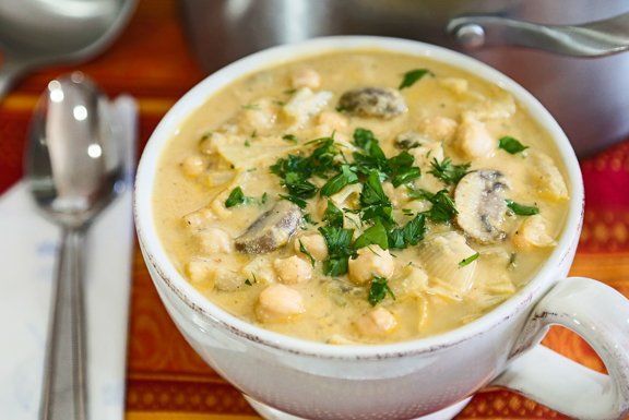 Sopa de Garbanzos y Champiñones con Tahini