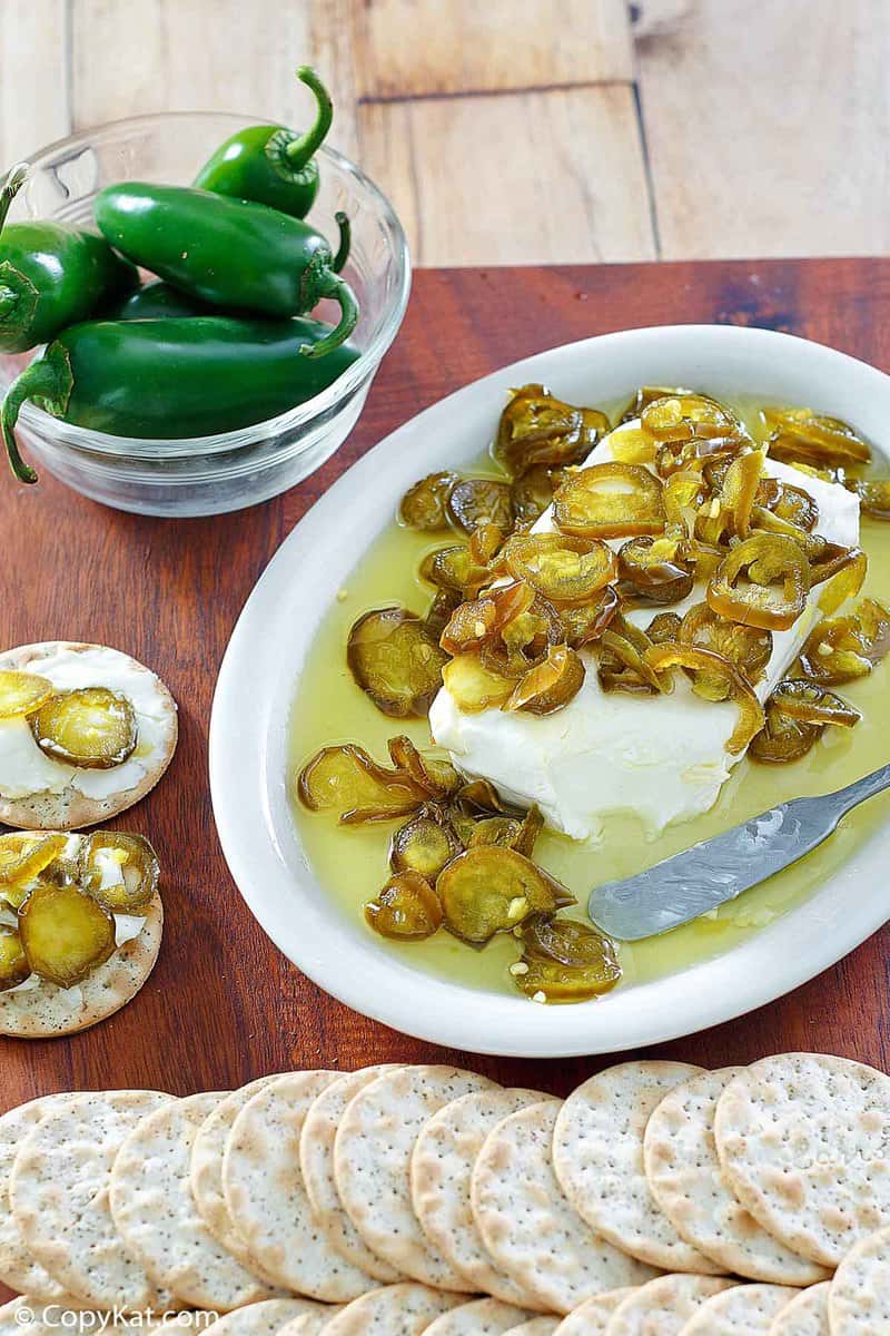 Jalapeños confitados o caramelos de vaquero rápidos y fáciles