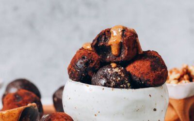 Bocados de brownie sin hornear