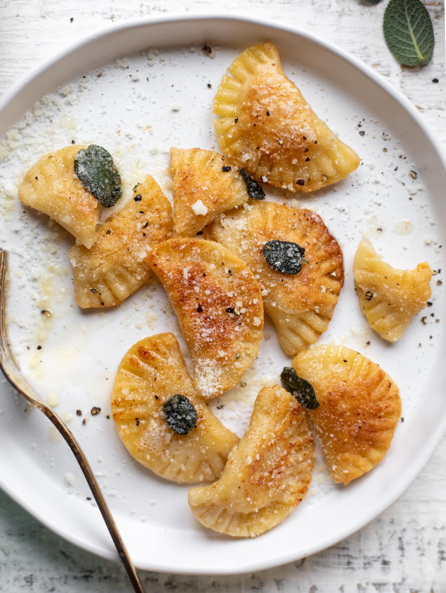 Pierogies de calabaza – Pierogies de calabaza con mantequilla marrón