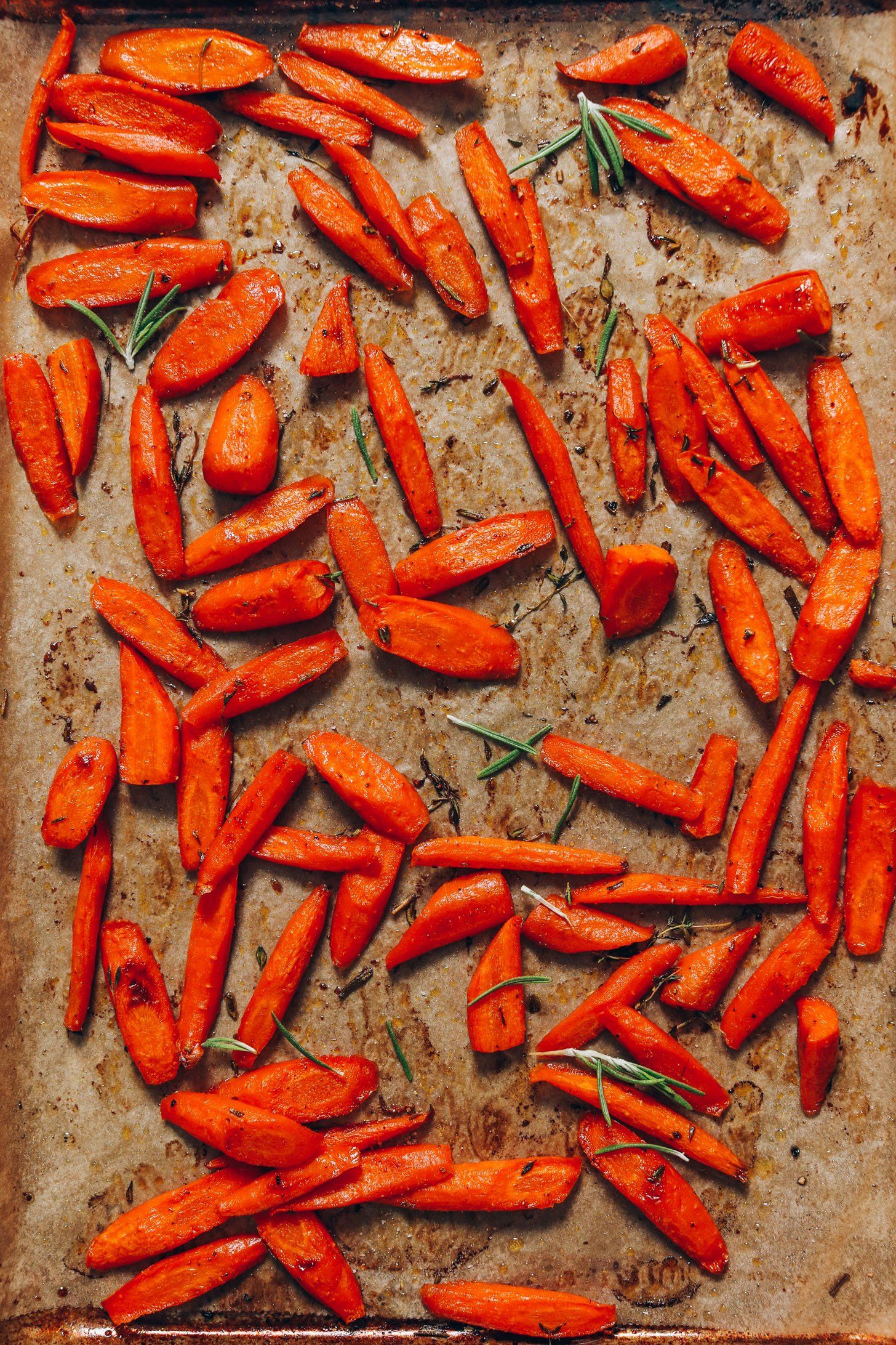 Zanahorias asadas perfectas (rápido y fácil)
