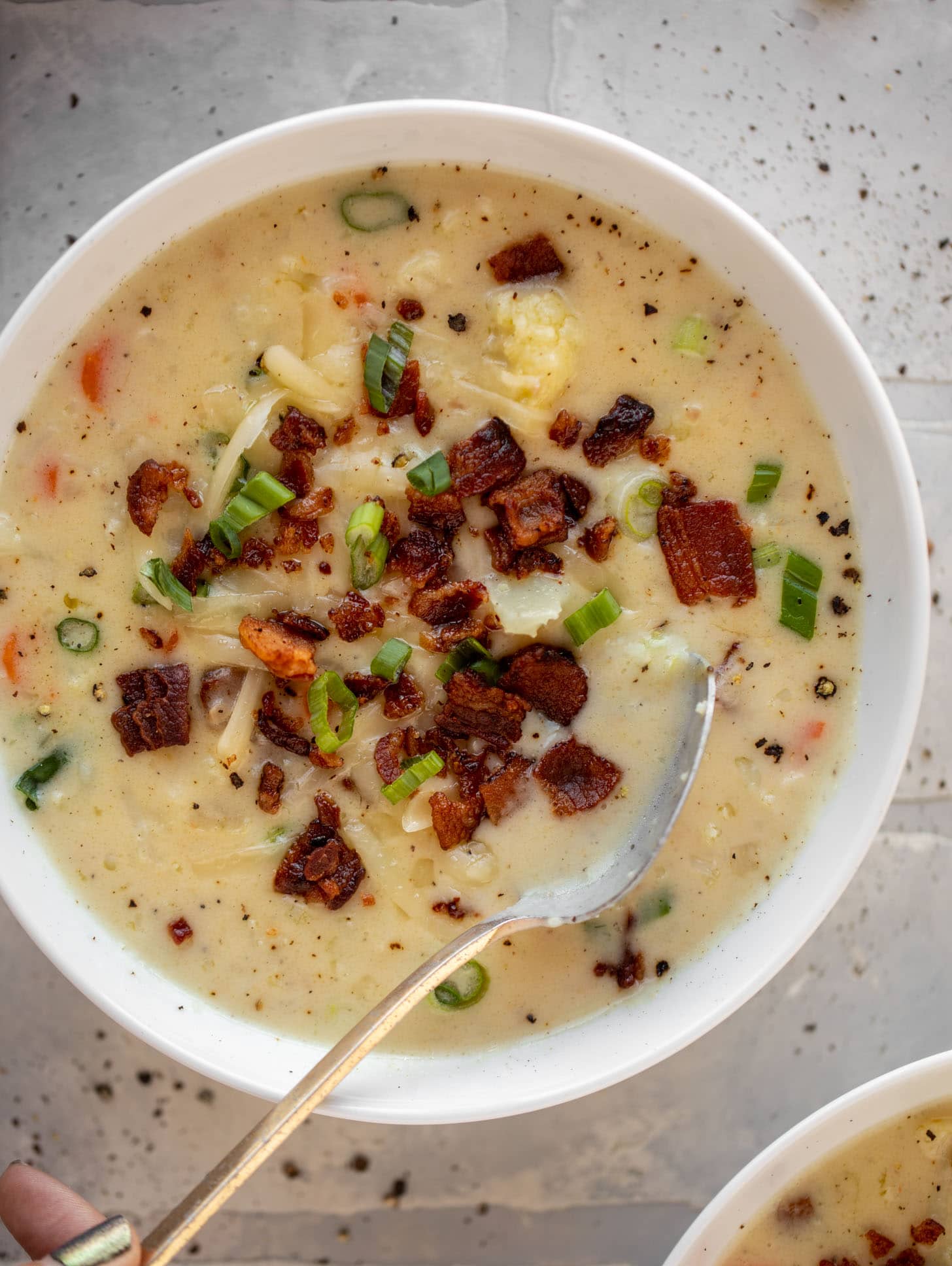 Sopa de coliflor con queso cheddar – Receta de sopa de coliflor