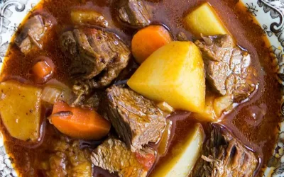 Estofado de ternera de costilla corta con cerveza