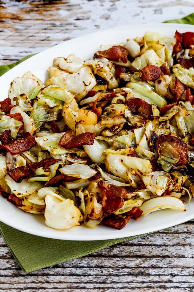 Repollo frito con tocino (video)