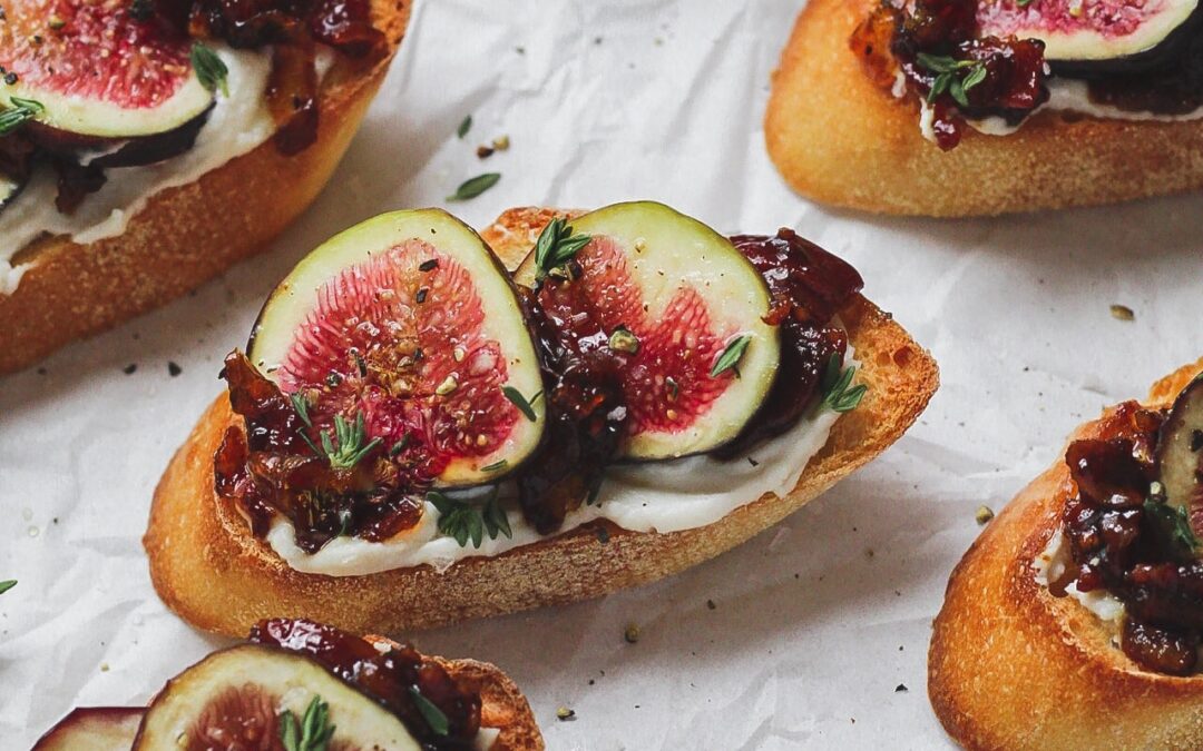 Crostini de mermelada de higos y tocino