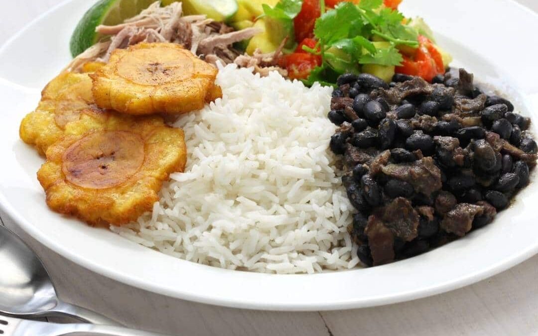Arroz con Frijoles Negros